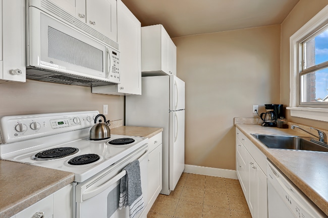 311 12th Ave E in Seattle, WA - Foto de edificio - Building Photo