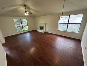 11802 James Dr in Balch Springs, TX - Building Photo - Building Photo