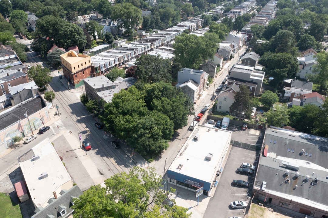 6516 Germantown Ave in Philadelphia, PA - Building Photo