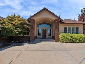 30 Fox Glove Ct in Reno, NV - Building Photo