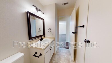 1674 Bramble Pl in Redding, CA - Building Photo - Building Photo