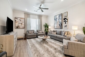 Alluvia Apartments in Kenner, LA - Foto de edificio - Building Photo