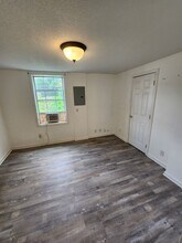 259 High St in Doyle, TN - Foto de edificio - Building Photo