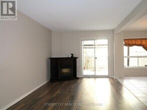 730 Silversmith St in London, ON - Building Photo - Building Photo