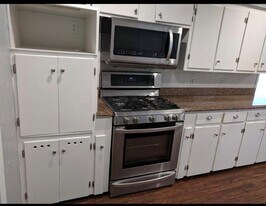 7303 Bucknell Dr in Dallas, TX - Building Photo