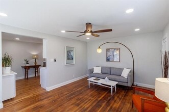 641 Winston St in Dallas, TX - Building Photo - Building Photo