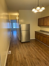 705 W 81st St in Chicago, IL - Building Photo - Building Photo