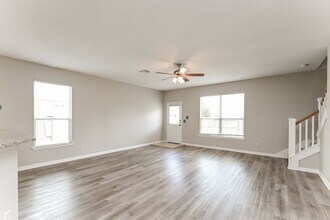 17611 Sulphur Stream Dr in Houston, TX - Building Photo - Building Photo