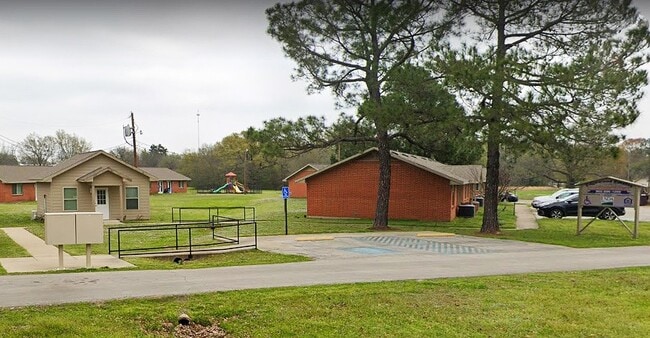 503 Crooked Creek Rd in Edgewood, TX - Building Photo - Building Photo