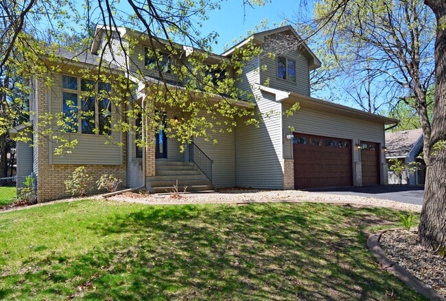 2276 130th Ave NW in Minneapolis, MN - Building Photo - Building Photo