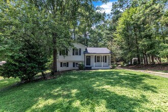 6 Shelter Cove in Durham, NC - Building Photo - Building Photo