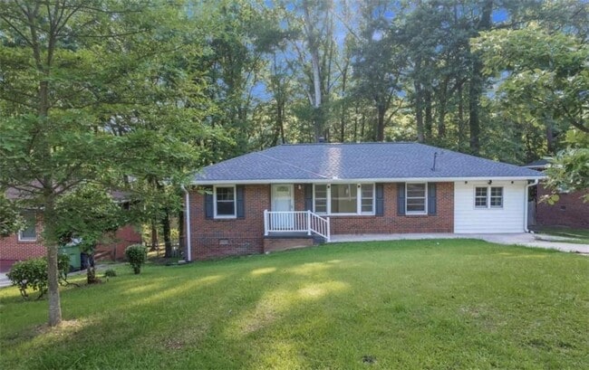 property at 2773 Fairlane Dr SE