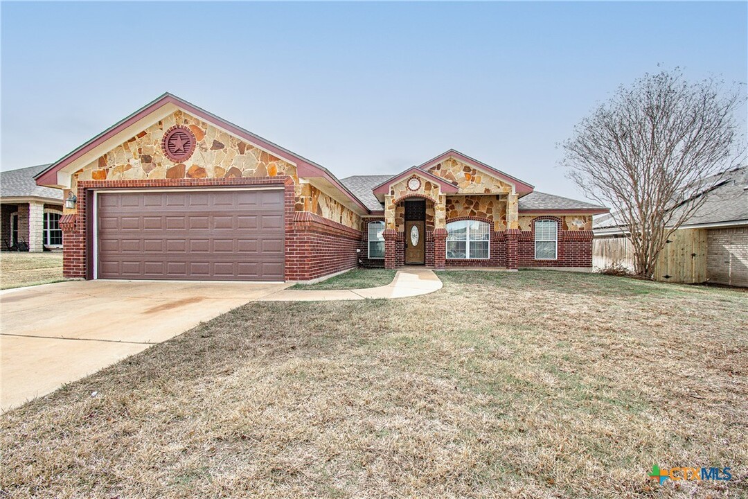 3810 Salt Fork Dr in Killeen, TX - Foto de edificio