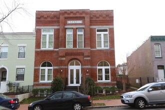 525 9th St NE in Washington, DC - Building Photo - Building Photo