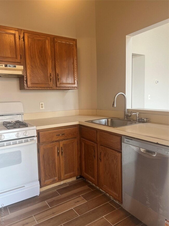 21 Lexington Hills Rd in Harriman, NY - Building Photo - Building Photo