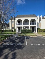 712 Oakgrove Dr in Brandon, FL - Building Photo