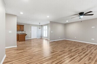 3607 S Scenic Ave in Springfield, MO - Building Photo - Building Photo