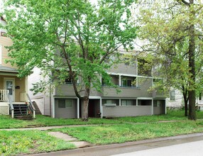 1317 Kentucky St in Lawrence, KS - Foto de edificio - Building Photo