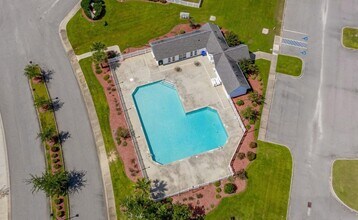 2801 McDougall Dr in Conway, SC - Building Photo - Building Photo