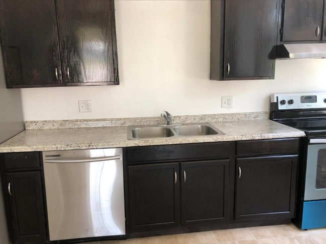 313 Rutger St in Utica, NY - Foto de edificio - Building Photo