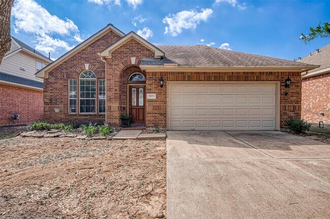 property at 21923 Field Green Dr