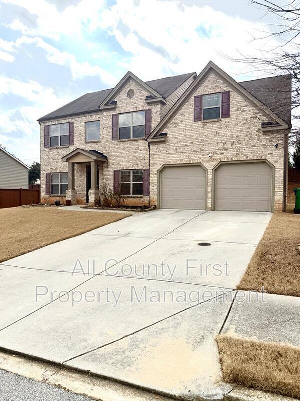 property at 3263 Highgrove Ln