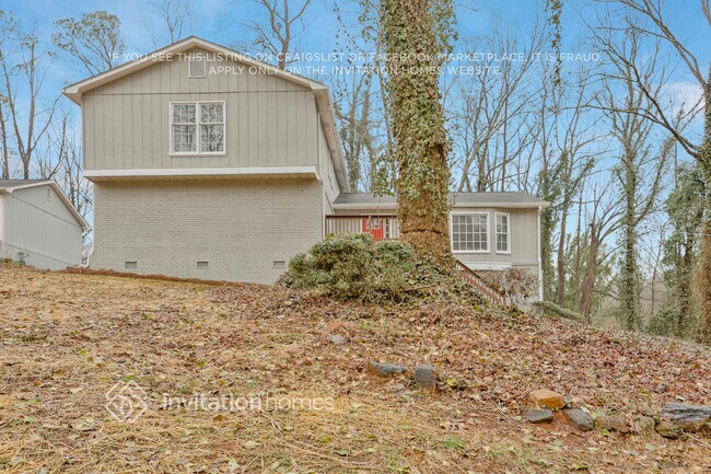 615 Bralorne Dr in Stone Mountain, GA - Building Photo - Building Photo
