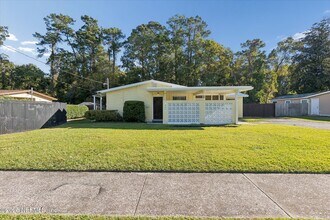 863 Westgate Dr in Jacksonville, FL - Building Photo - Building Photo