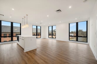 Taylor/Vose in South Orange, NJ - Foto de edificio - Building Photo