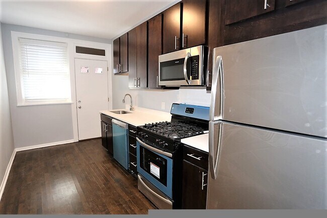 5306 N Ashland Ave, Unit # 02