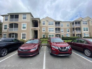 7990 Baymeadows Rd in Jacksonville, FL - Foto de edificio - Building Photo