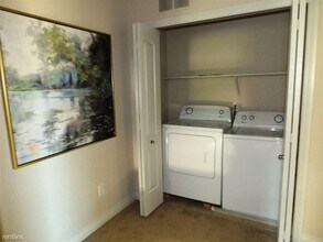 3992 Cloverlane Dr in Ypsilanti, MI - Building Photo - Building Photo