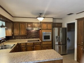 719 Diana Ln in Stephenville, TX - Building Photo - Building Photo