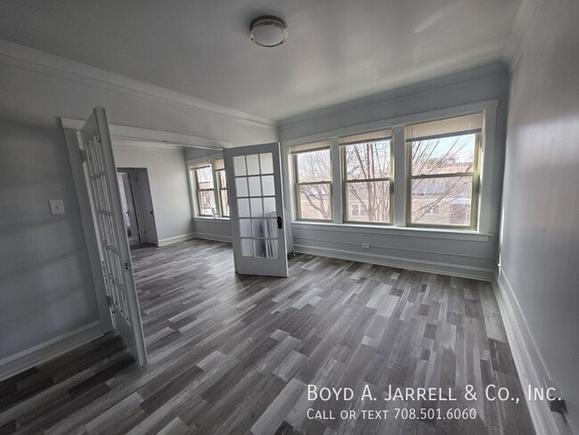 10855 S Vernon Ave in Chicago, IL - Building Photo - Building Photo