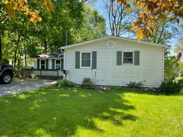 417 W Hanover St in Marshall, MI - Building Photo - Building Photo