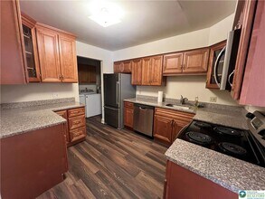 2915 Schoenersville Rd in Bethlehem, PA - Building Photo - Building Photo