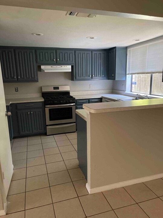 502 E Belt Line Rd in Desoto, TX - Building Photo