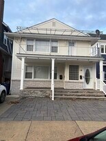 18 S Oakland Ave in Ventnor City, NJ - Building Photo