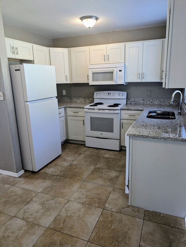 1483 Elderton Dr in Apopka, FL - Building Photo - Building Photo