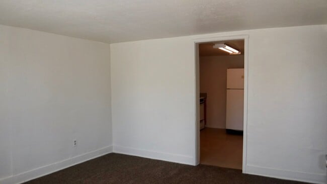 611 Woodland Ave NW in Albuquerque, NM - Building Photo - Building Photo