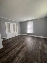 2415 Farnam St in Davenport, IA - Building Photo - Building Photo