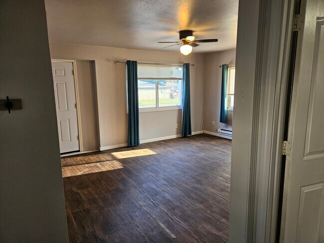 1237 3rd Ave S in Payette, ID - Building Photo - Building Photo