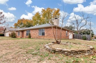 6000 Maple Springs Dr in Arlington, TX - Building Photo - Building Photo