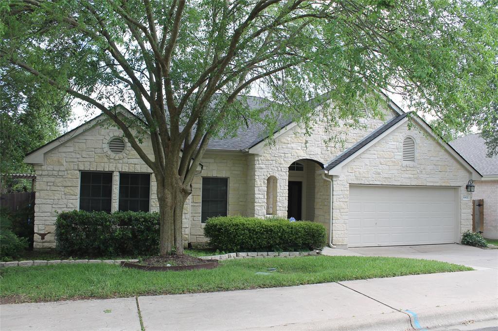 6801 Gabion Dr in Austin, TX - Building Photo