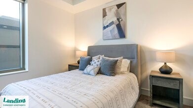 777 Preston St, Unit 14G in Houston, TX - Building Photo - Building Photo