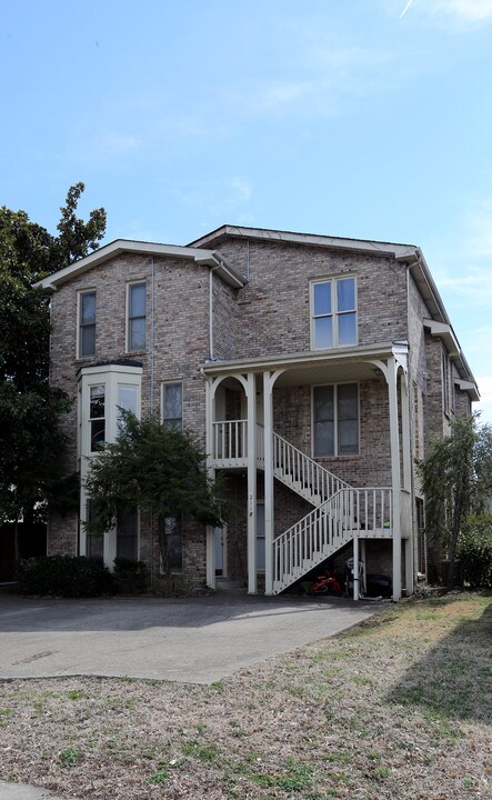 Acklen Trace in Nashville, TN - Building Photo