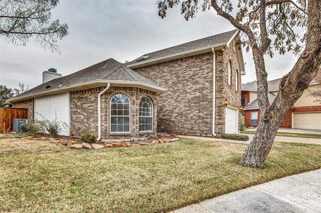 9426 Abbey Rd in Irving, TX - Foto de edificio - Building Photo