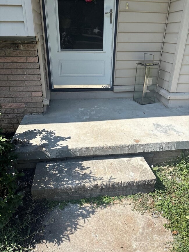 6225 Branch Hill Cir in Charlotte, NC - Building Photo - Building Photo