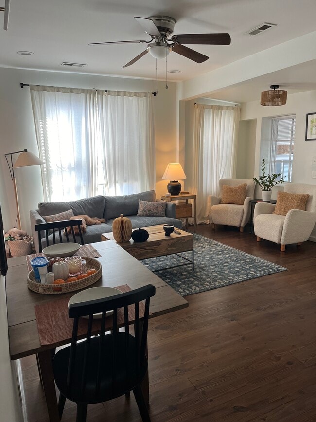 property at 14 Boyer Ct