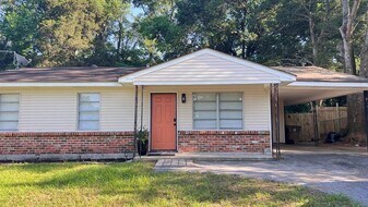 3751 San Juan Dr in Mobile, AL - Building Photo